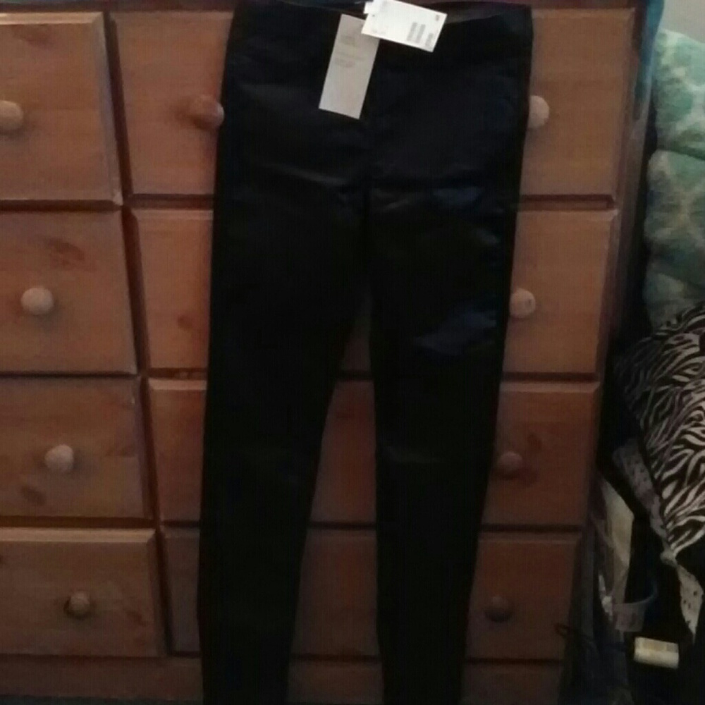 Black skinny jeans